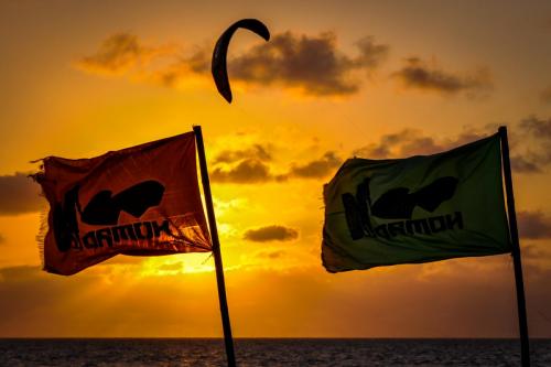 tarde de kit - entrenamiento de kitesurf Cartagena - Colombia