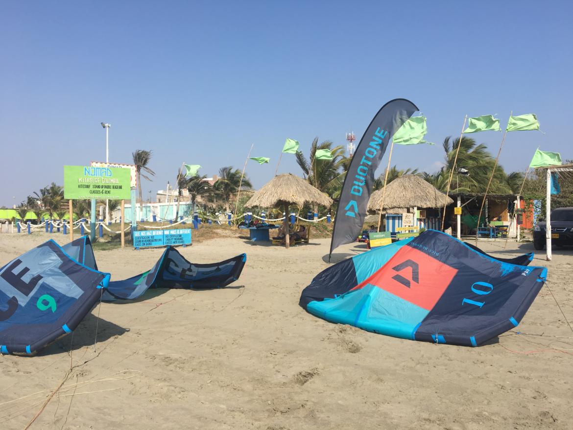 Kitesurf-school-Cartagena-Colombia-NOMAD-KITESURF-COLOMBIA-27.jpg